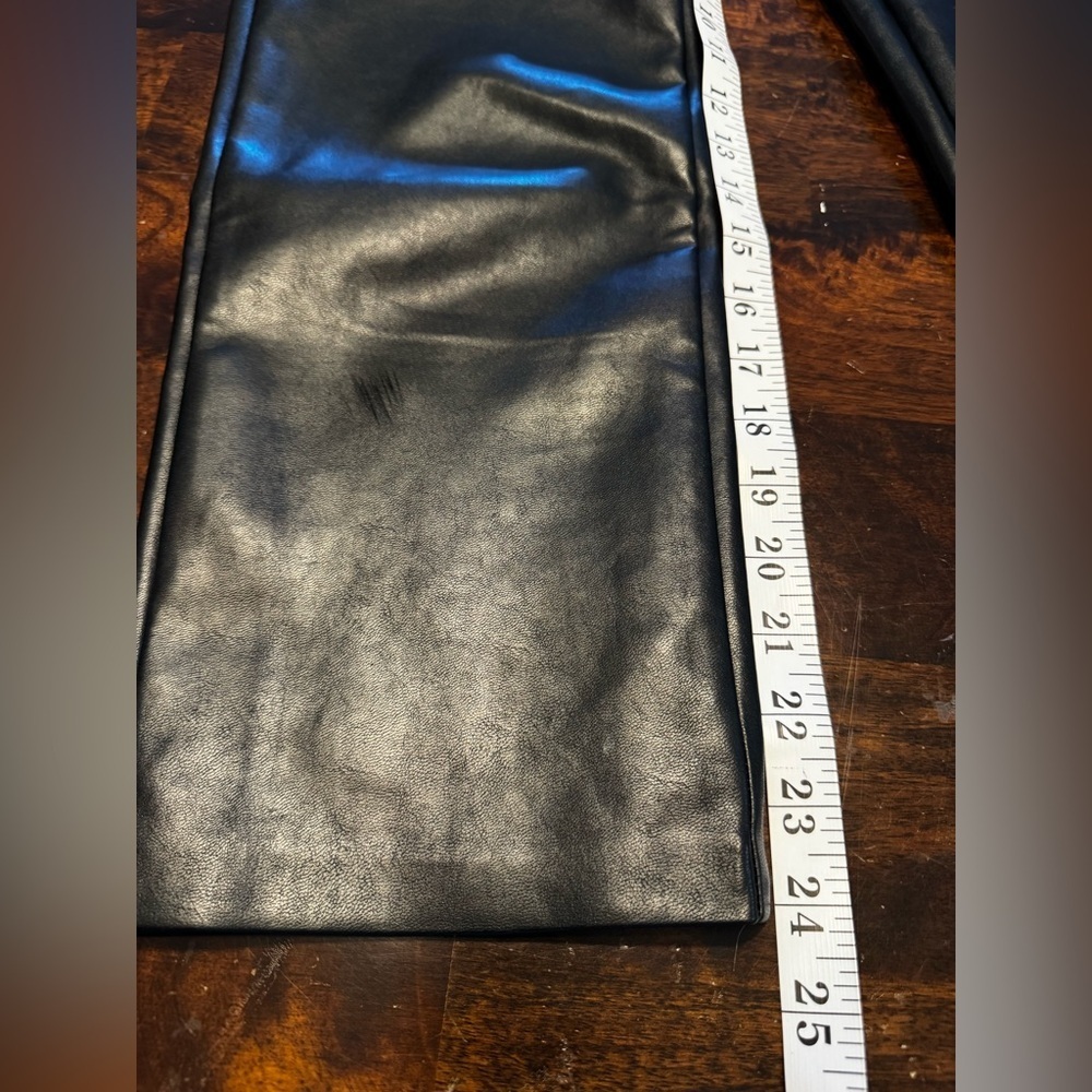 Aritzia Wilfred Melina Classic Black Vegan Faux Leather High Waisted Pant Sz 2 - Picture 10 of 11